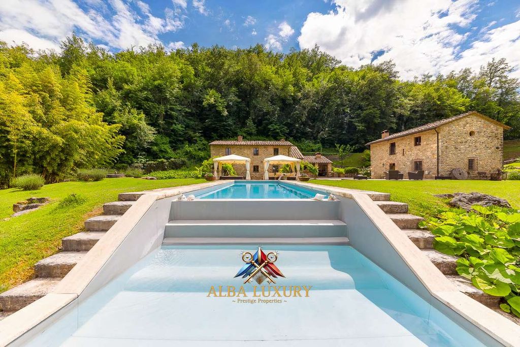 Property photo 2 of 44