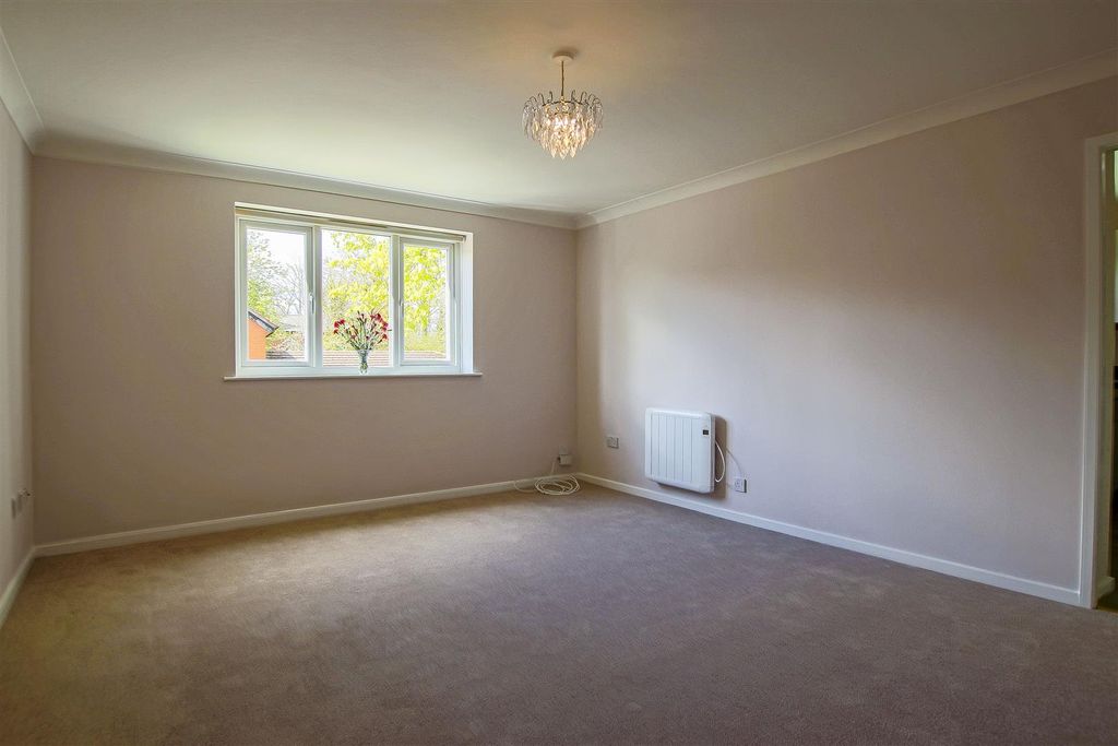 Property photo 2 of 17 2.Jpg