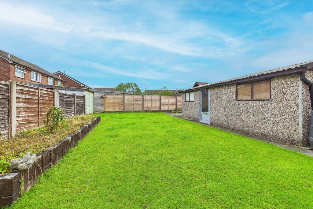 Property photo 2 of 11 Rear Garden