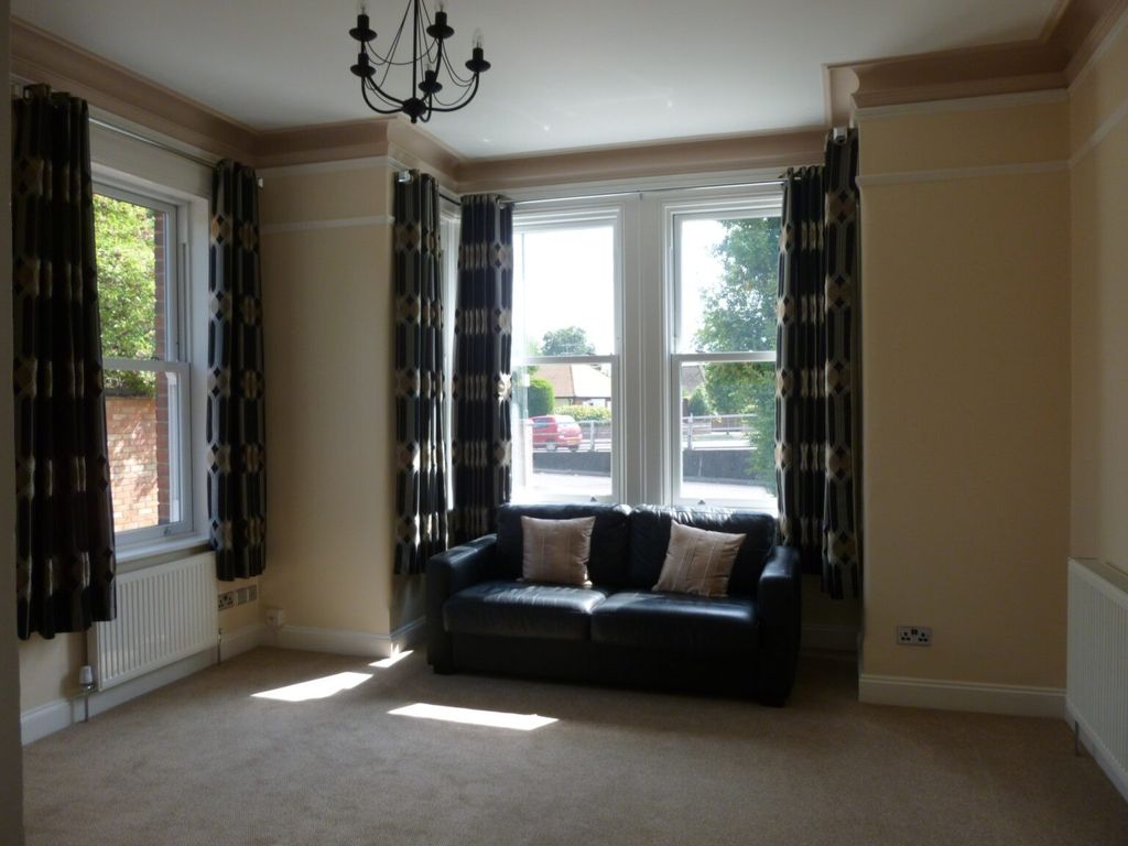 Property photo 2 of 10