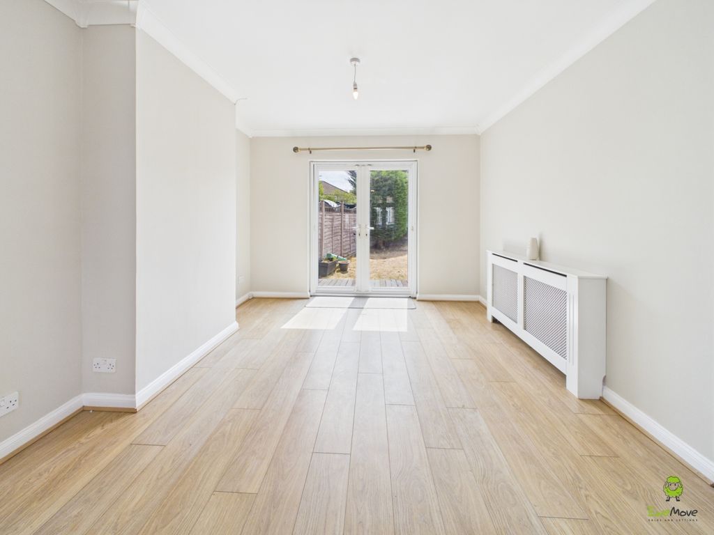 Property photo 2 of 19 Presented By Clinton At Ewemove Bexleyheath And Da