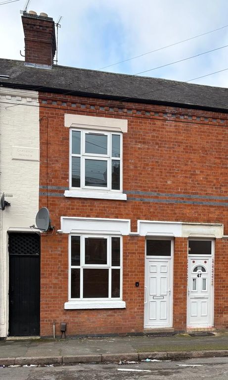 Property photo 1 of 12