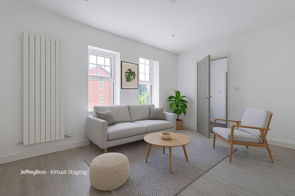 Property photo 1 of 15 Lozelle Lounge.Jpg