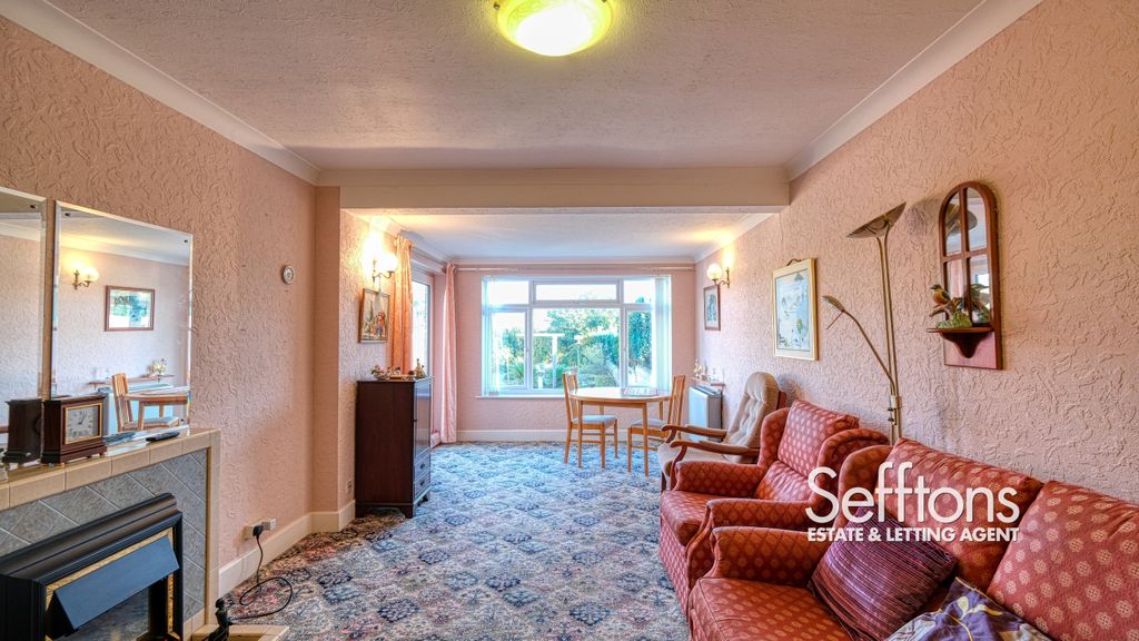 Property photo 2 of 26 Dscf3940_25