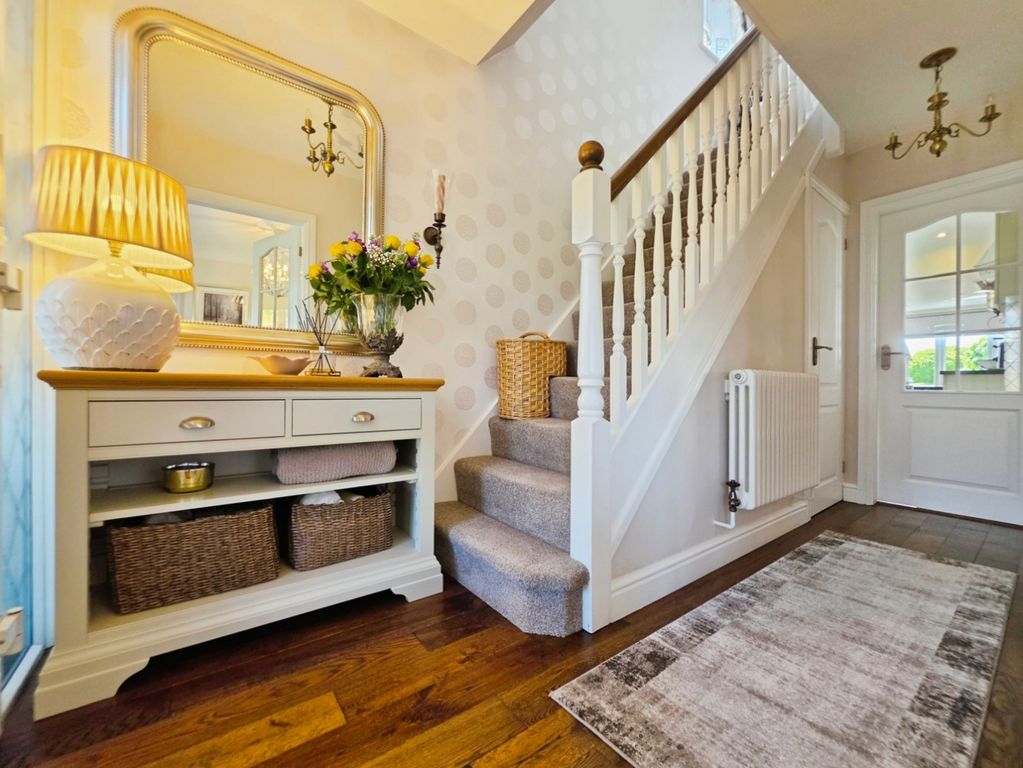 Property photo 3 of 73 Pbox-Img.Jpg