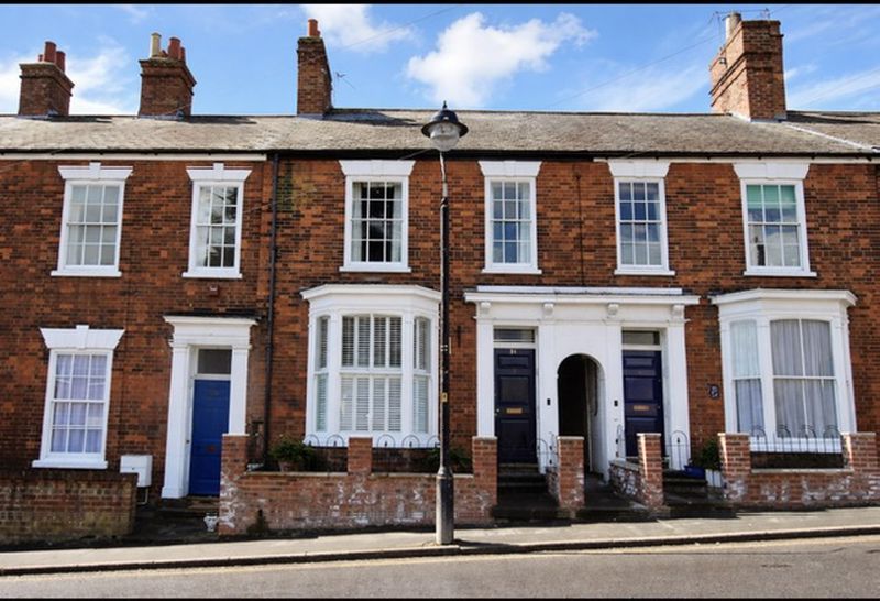 Property photo 1 of 30 Front