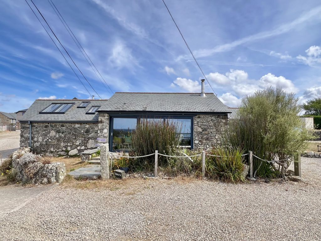 Property photo 1 of 15 1 Bedroom Bungalow For Sale