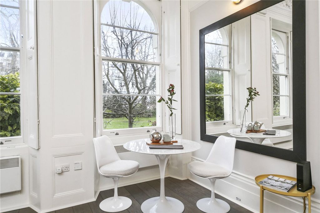 Property photo 3 of 8 Picture No. 05