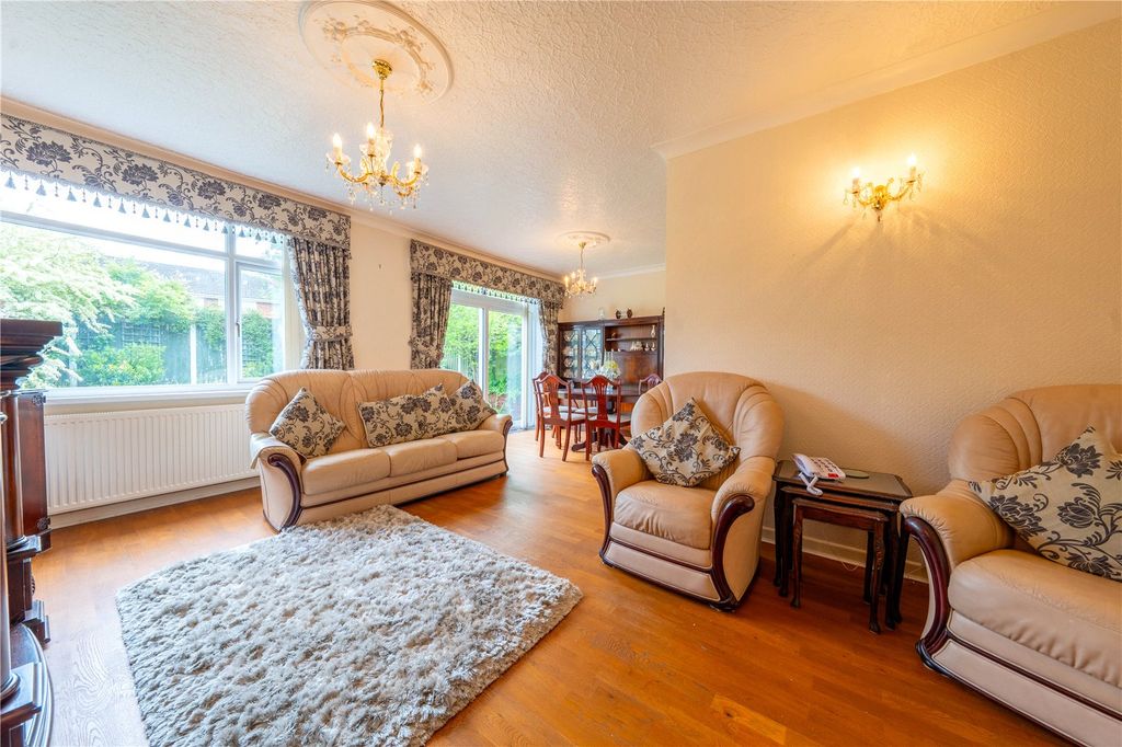 Property photo 3 of 24 Picture No. 14