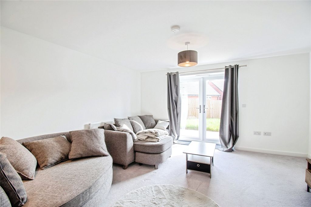 Property photo 3 of 19 Picture No. 15