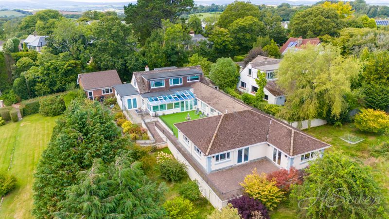 Property photo 1 of 44 Photo 58