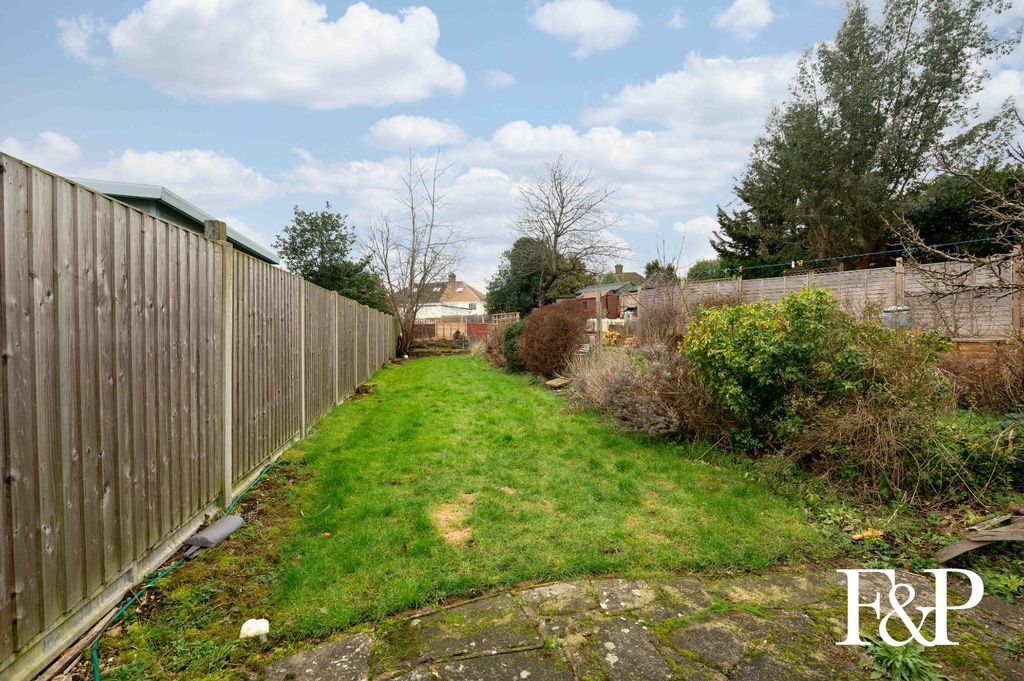 Property photo 2 of 11 3864925