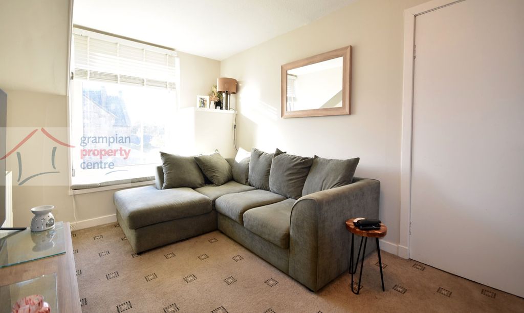 Property photo 3 of 14 Lounge 1.Jpg