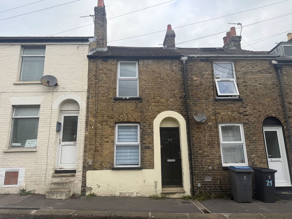 Property photo 1 of 11