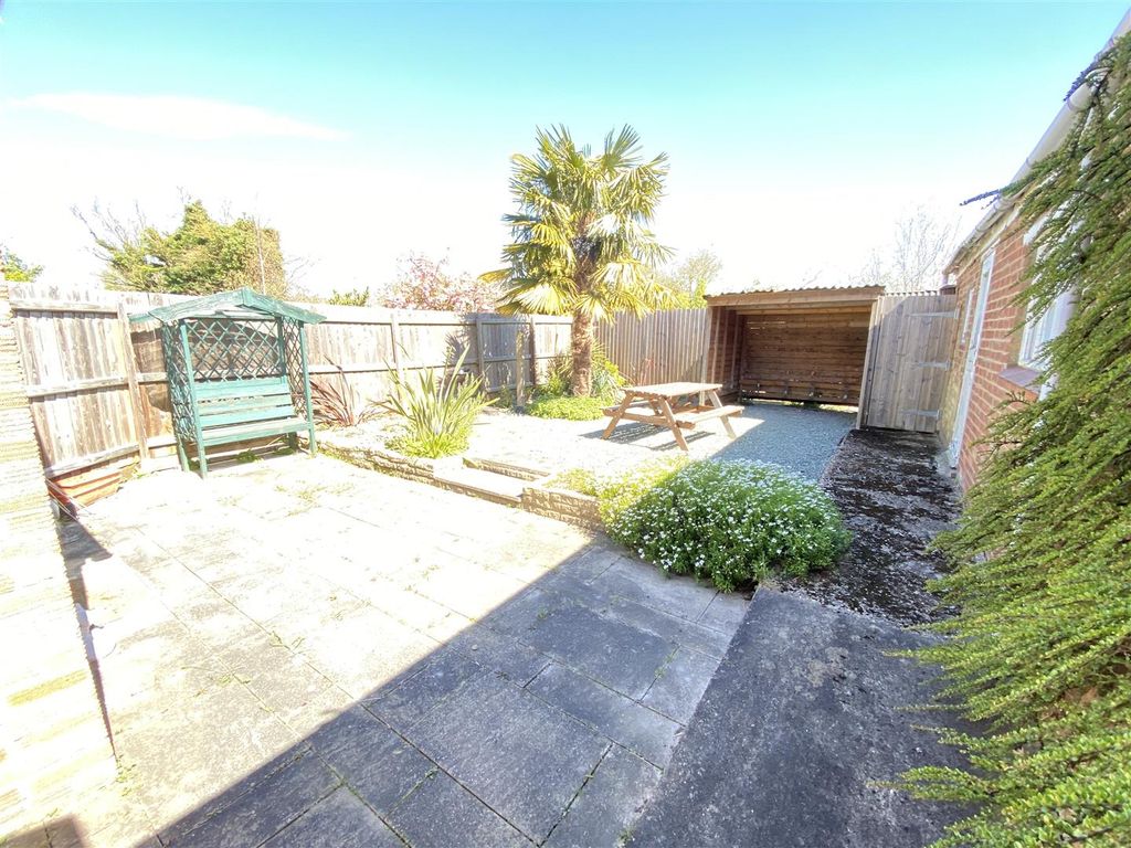 Property photo 3 of 3 Garden.Jpg