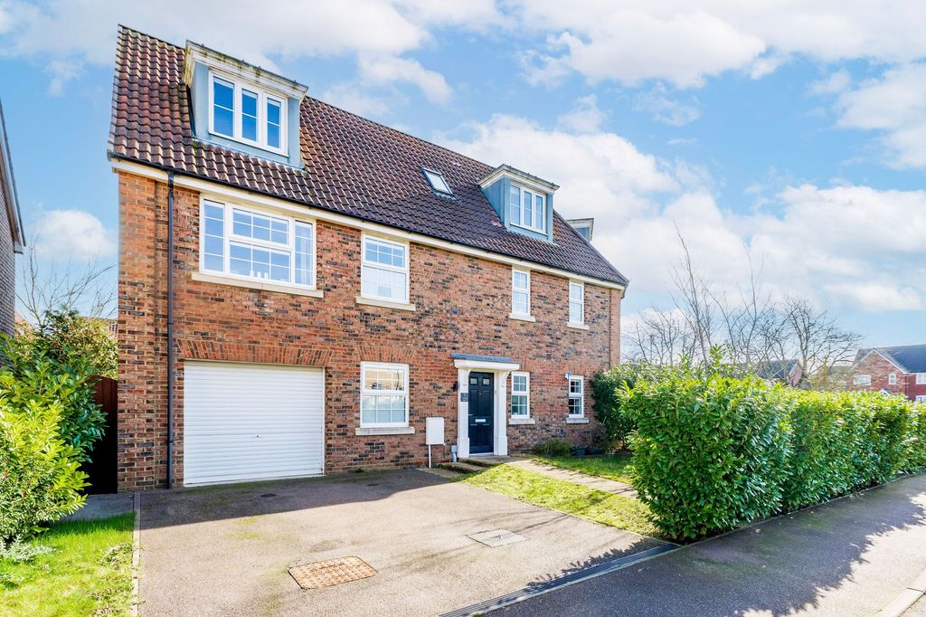 Property photo 1 of 24