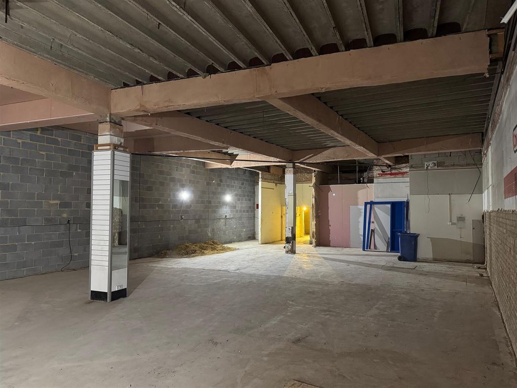 Property photo 3 of 6 Internal 2.Jpg