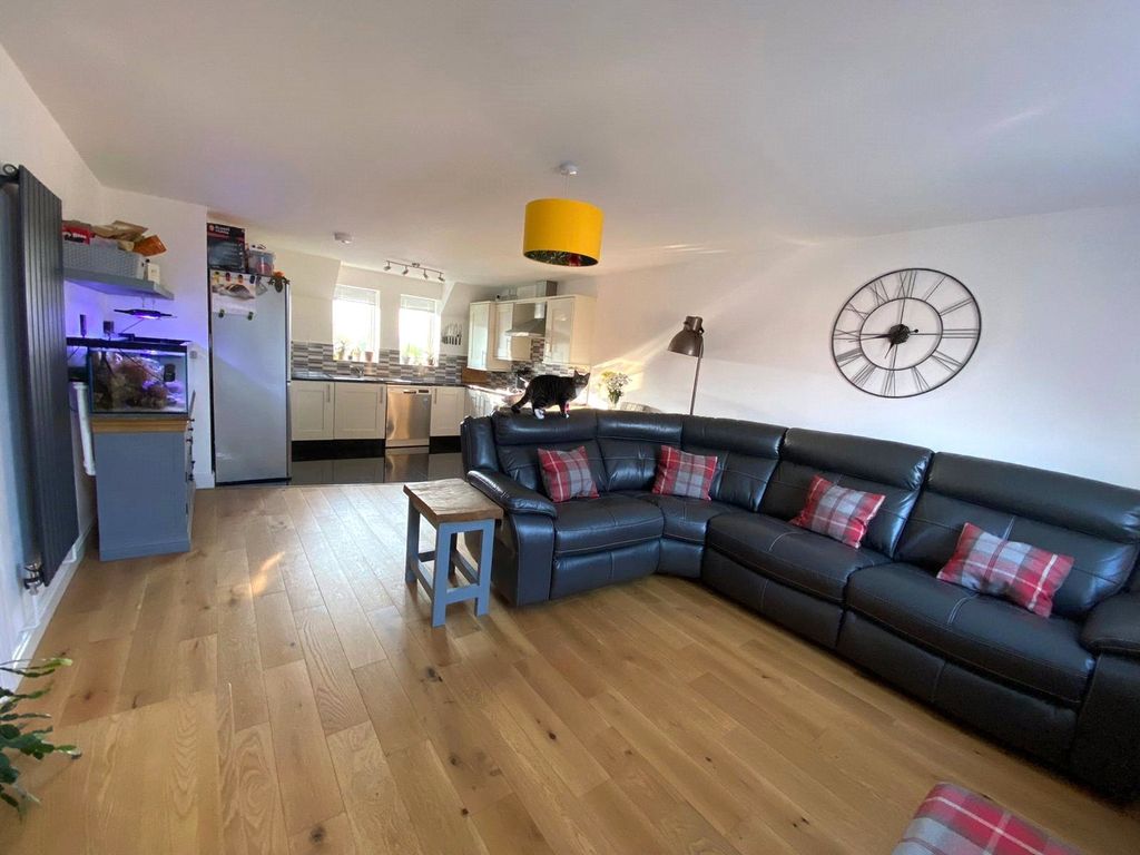 Property photo 3 of 9 x