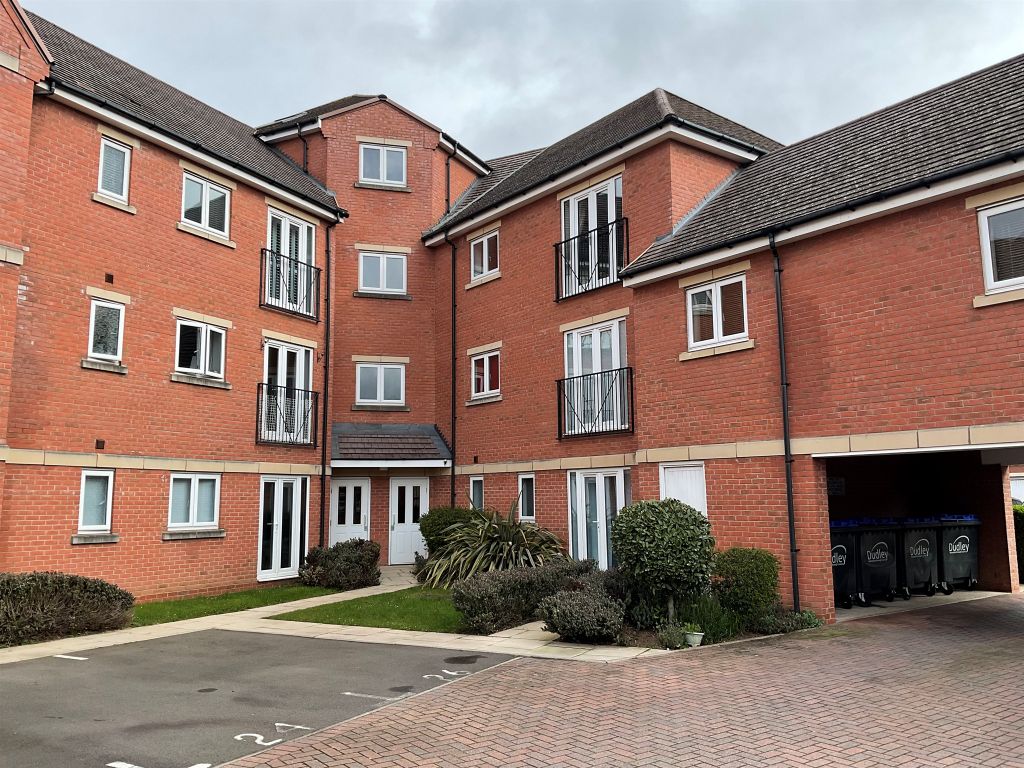 Property photo 2 of 12