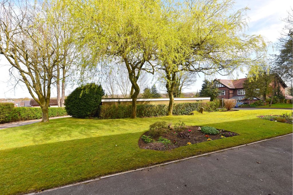 Additional image 12 of 2 bed flat for saleBollinbrook Road, Macclesfield SK10