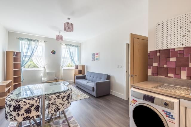 Property photo 3 of 10 Living Room