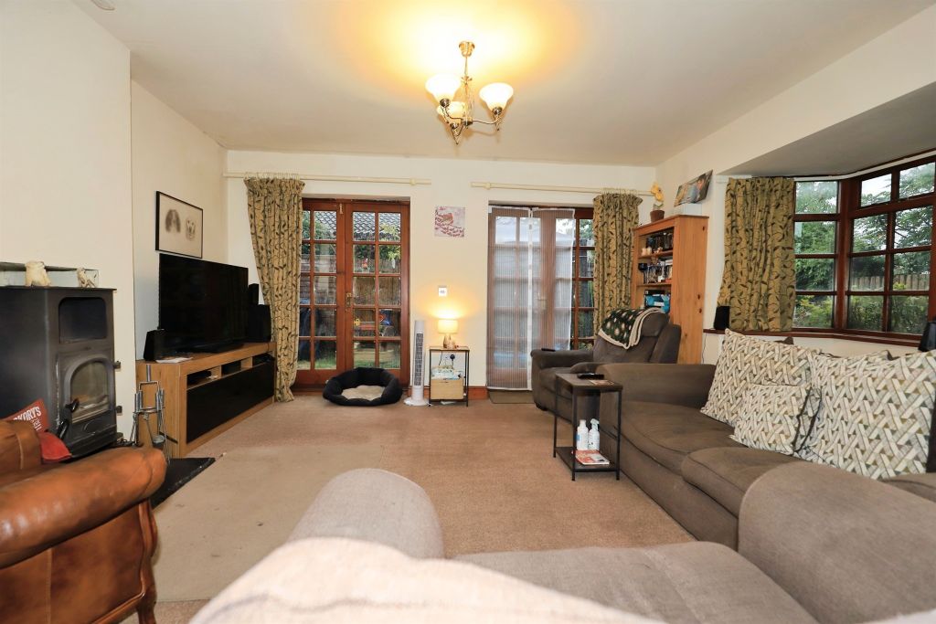 Property photo 3 of 20