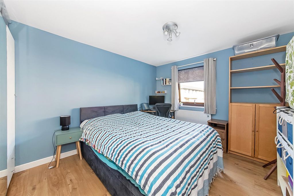 Property photo 2 of 10 Img_5110-4.Jpg