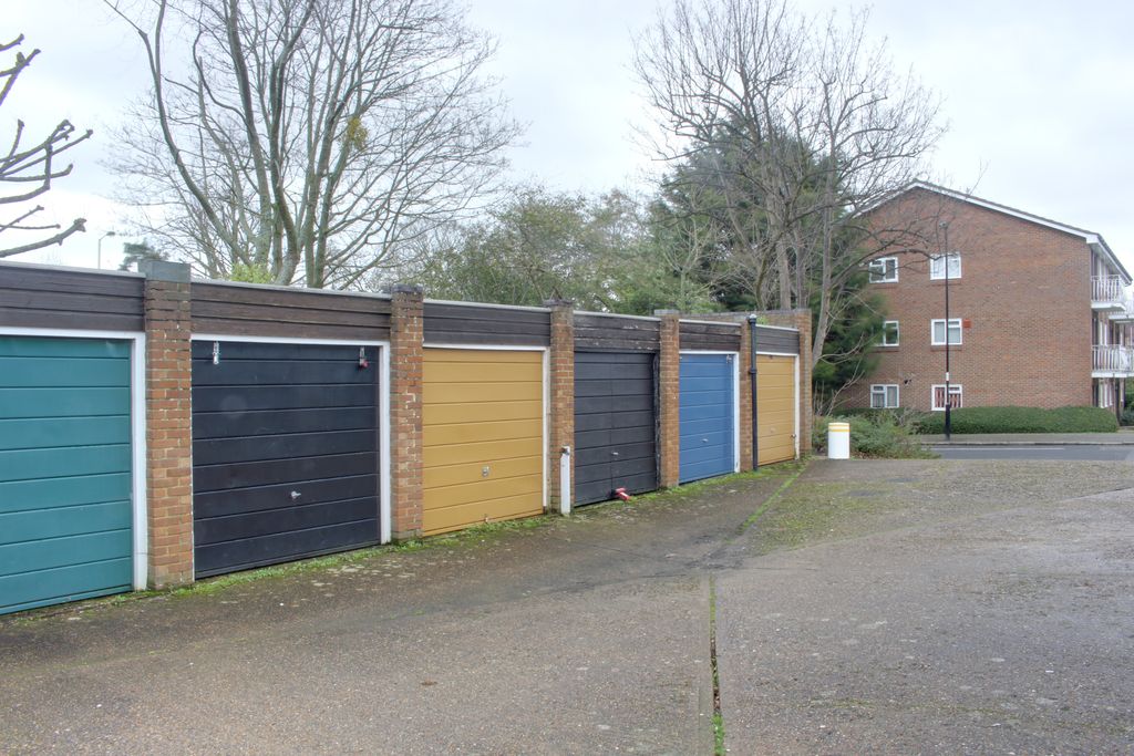 Property photo 2 of 7