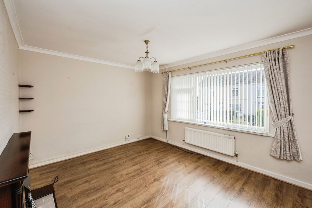 Property photo 2 of 20 Pbox-Img.Jpg