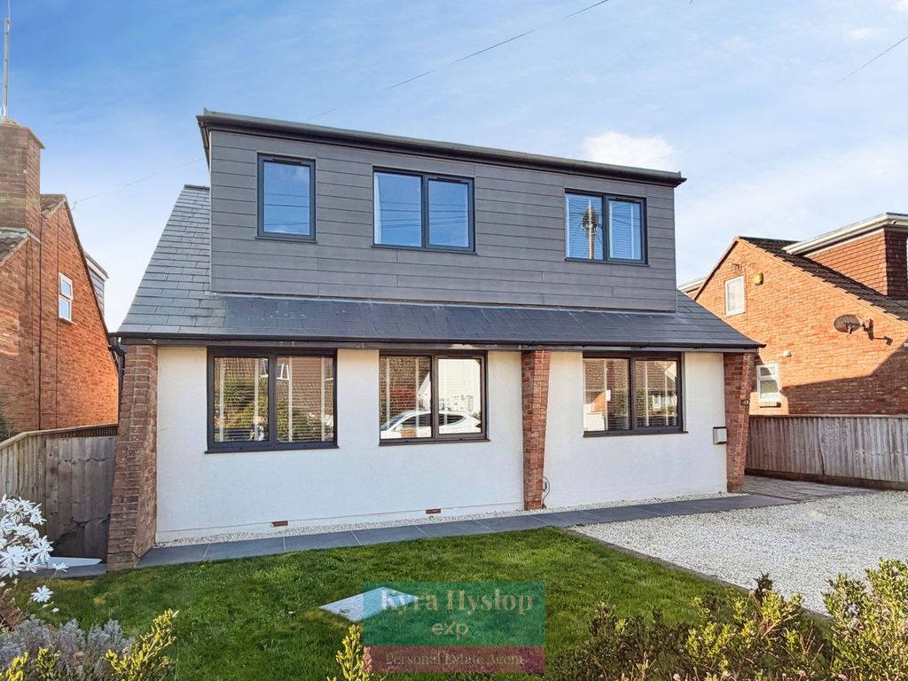 Property photo 1 of 21