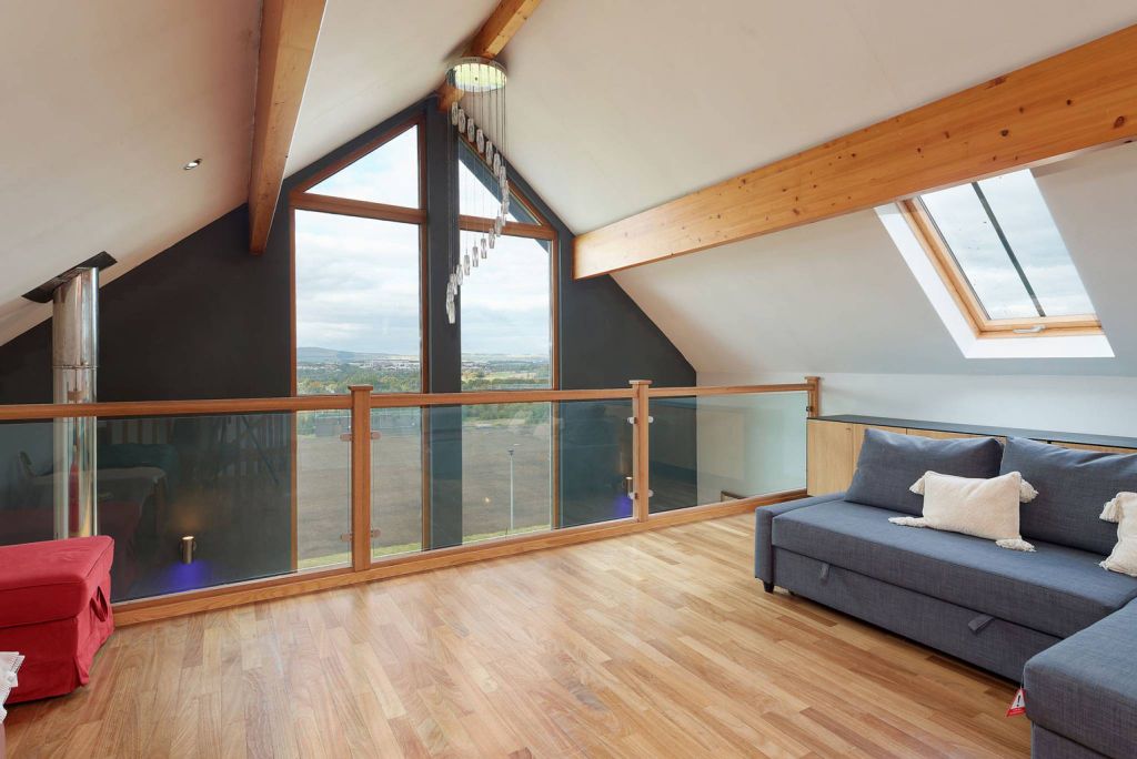 Property photo 3 of 37