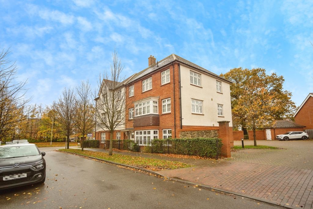 Property photo 1 of 14 Photo