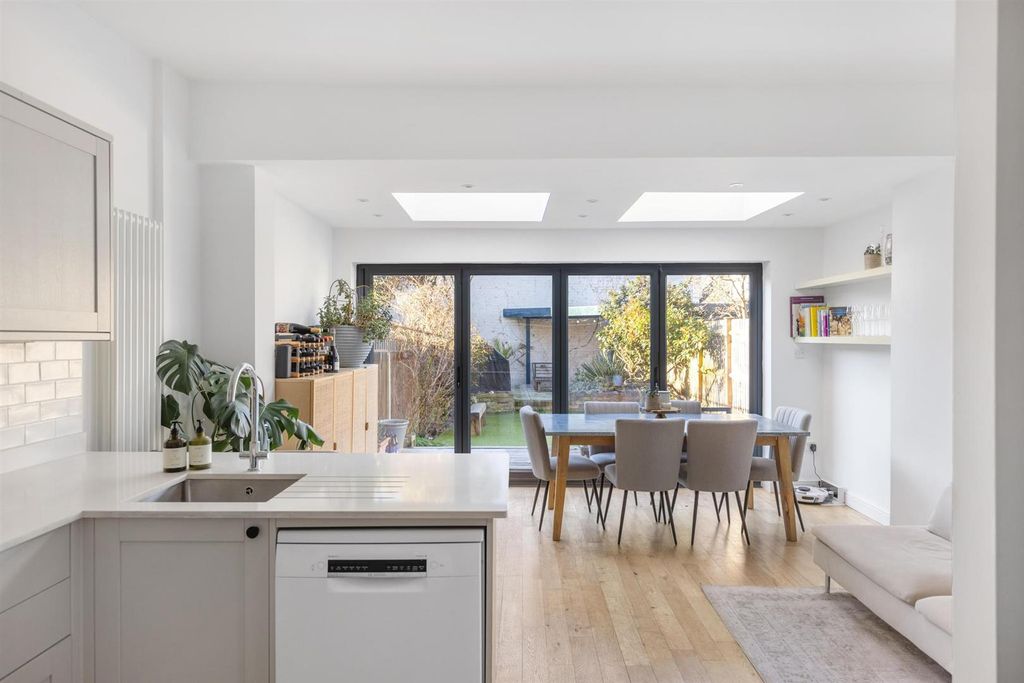 Property photo 1 of 17 4O1A8149-Hdr.Jpg