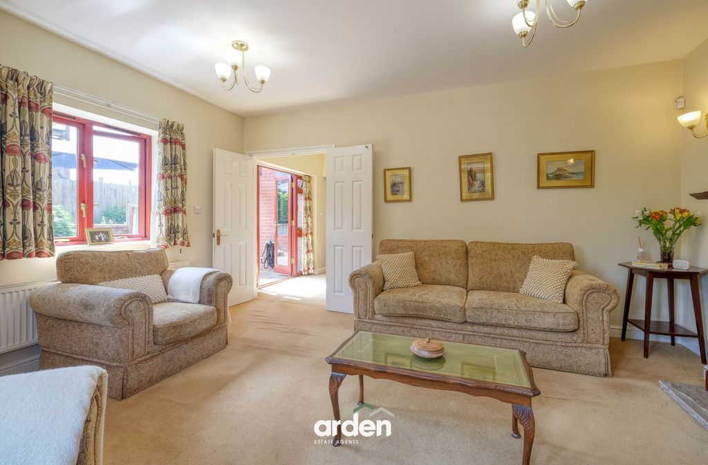 Property photo 3 of 19