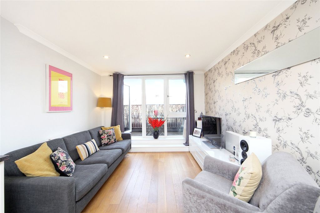 Property photo 1 of 9 Reception Room