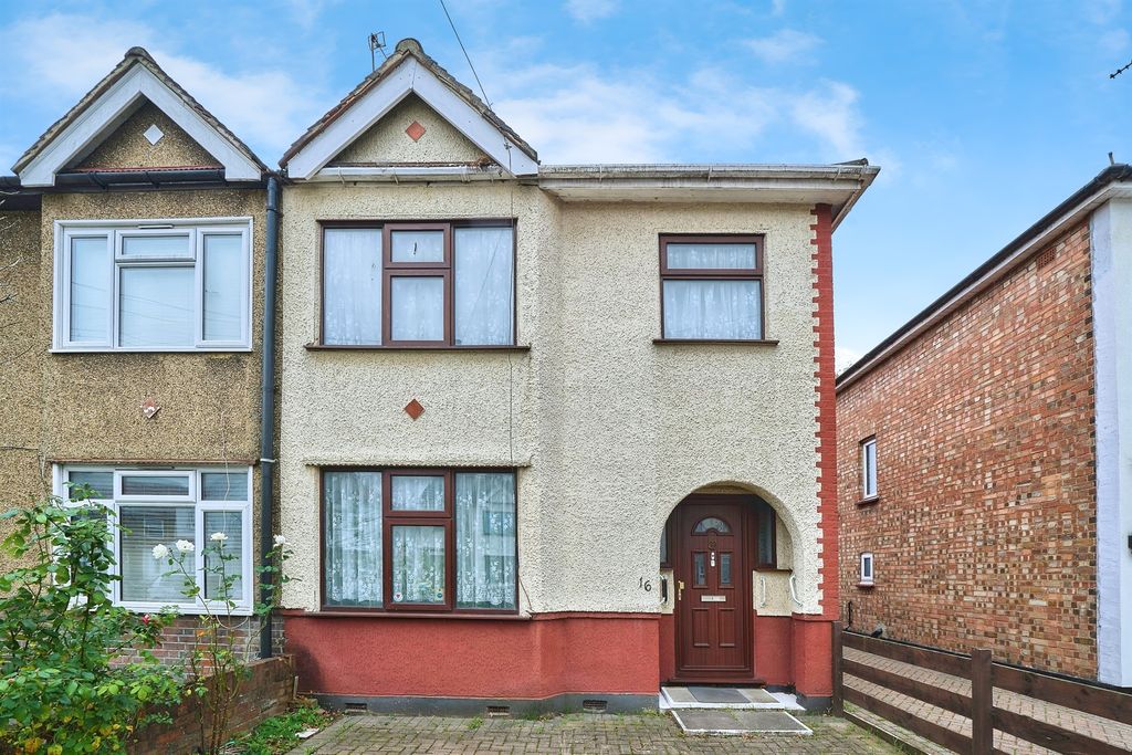 Property photo 1 of 17