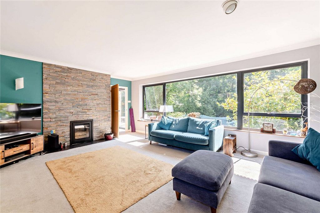 Property photo 3 of 29 Picture No. 26