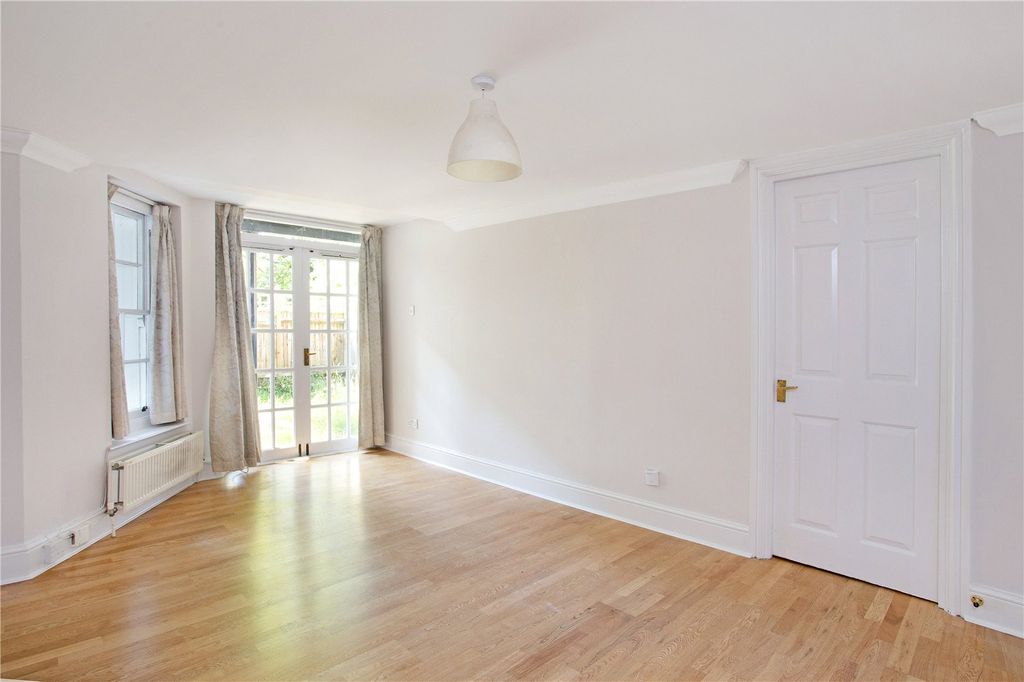 Property photo 3 of 12 Picture No. 06