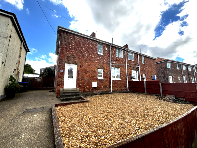Property photo 1 of 11 Three Bed Semi Detached House For Sale