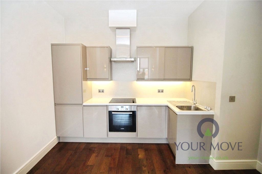 Property photo 2 of 9 Kitchen