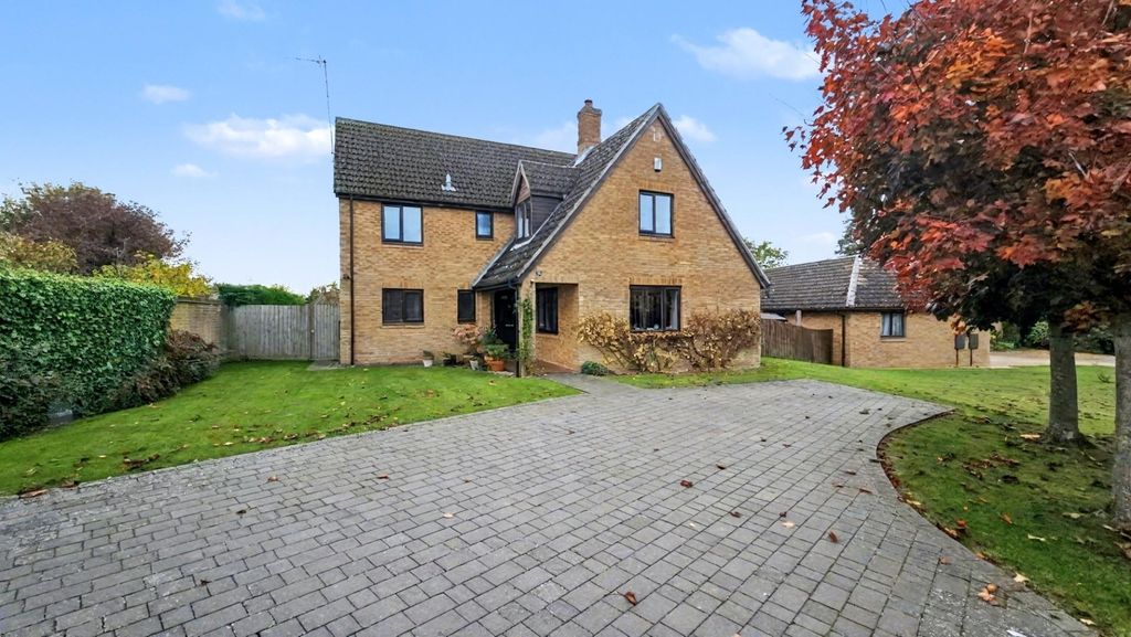 Property photo 1 of 21