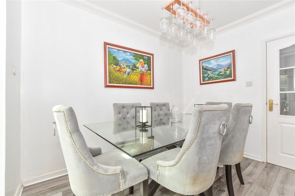 Property photo 3 of 21 Dining Room