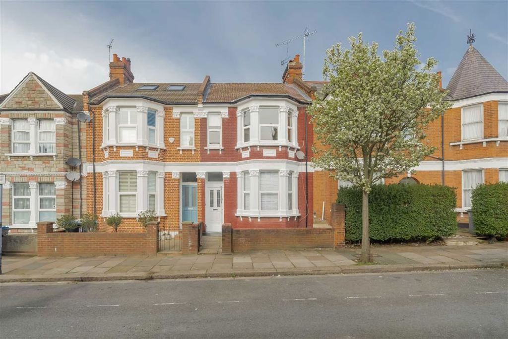 Property photo 1 of 8