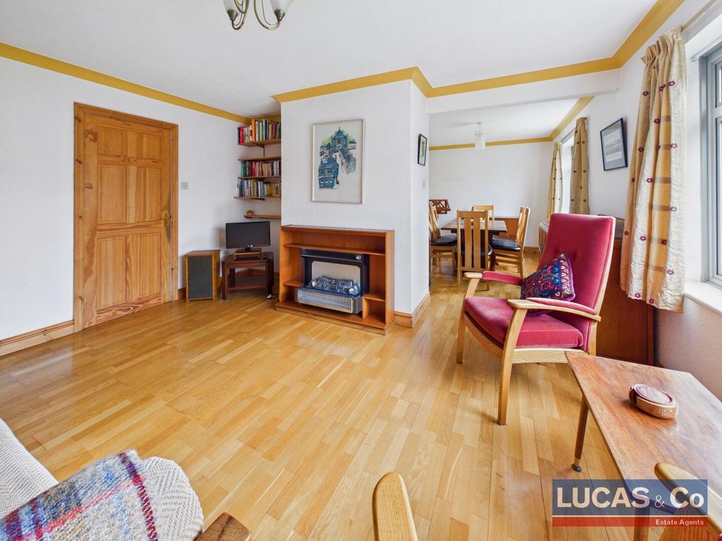 Property photo 3 of 16 Living Room