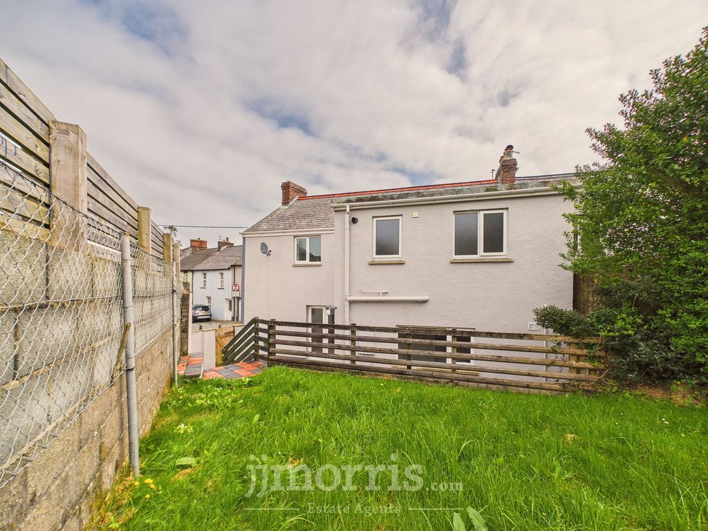 Property photo 3 of 23