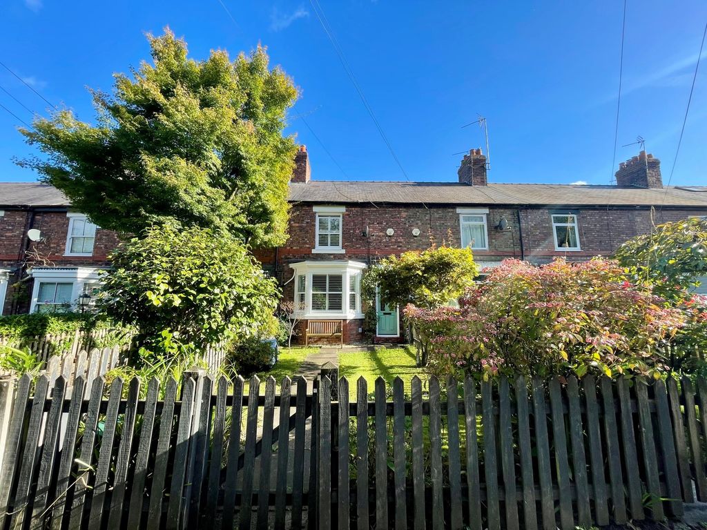 Property photo 1 of 24