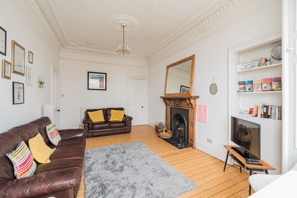 Property photo 3 of 19