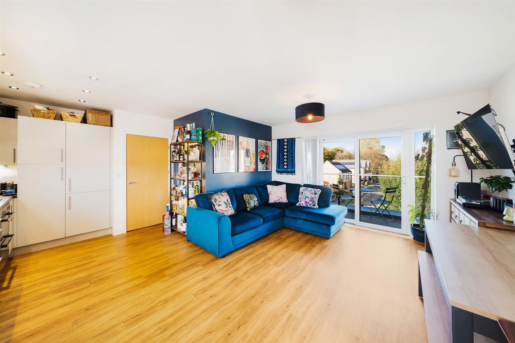 Property photo 3 of 13 Living/Kitchen/Dining