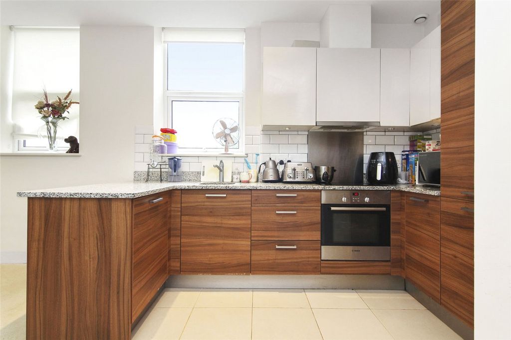 Property photo 2 of 10 Picture No. 06
