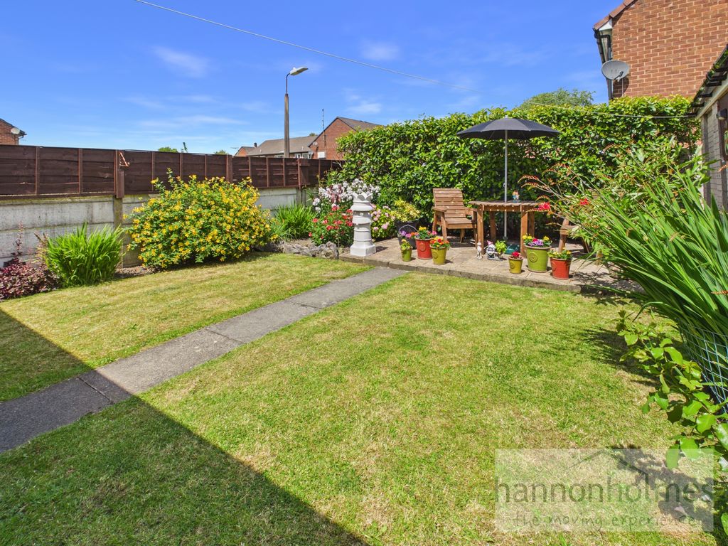 Property photo 2 of 26 Cam05283G0-Pr0201-Still001